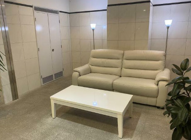 JUタワーフロントKINSHICHOのロビー|落ち着いたロビーです