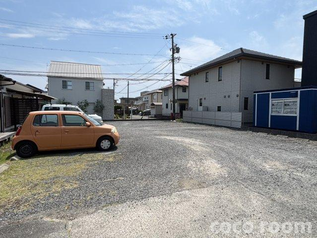 ありのみハイツの駐車場