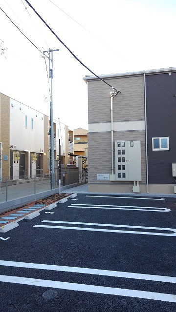 アバンツァート西町の駐車場
