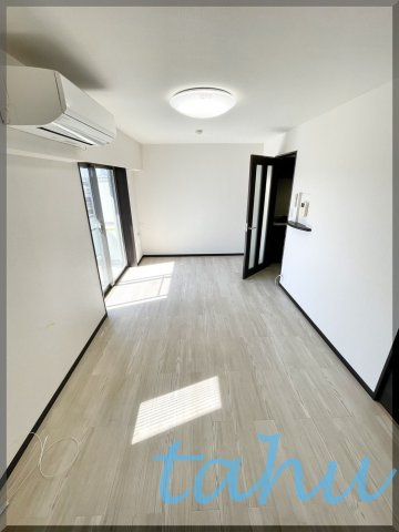 板橋区中台１丁目の賃貸マンションの居間・リビング