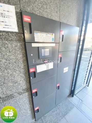 ルーブル清澄白河のエントランス