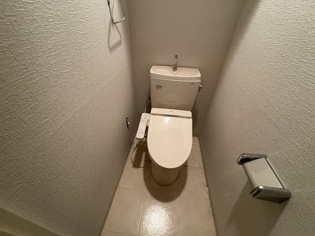 清潔感のあるトイレです♪
