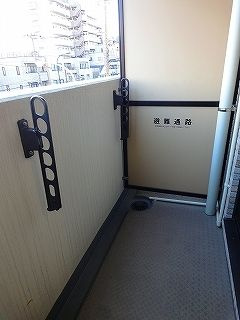 ニューフォーユータナキのバルコニー