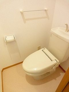 ニューフォーユータナキのトイレ