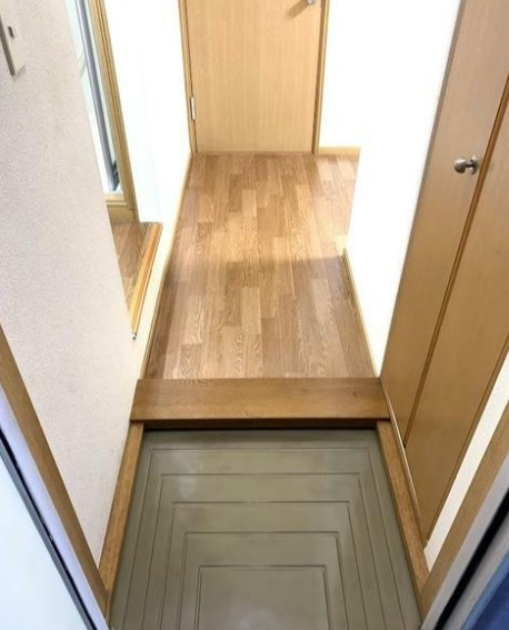 横浜市旭区川井宿町の賃貸マンションの玄関