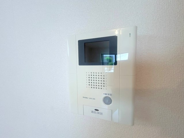 ソルクレスト北参道のセキュリティ|☆突然の訪問者にも安心のモニター付きインターホン☆