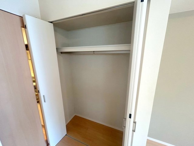 ソルクレスト北参道の収納|☆たっぷり収納力のクローゼット☆