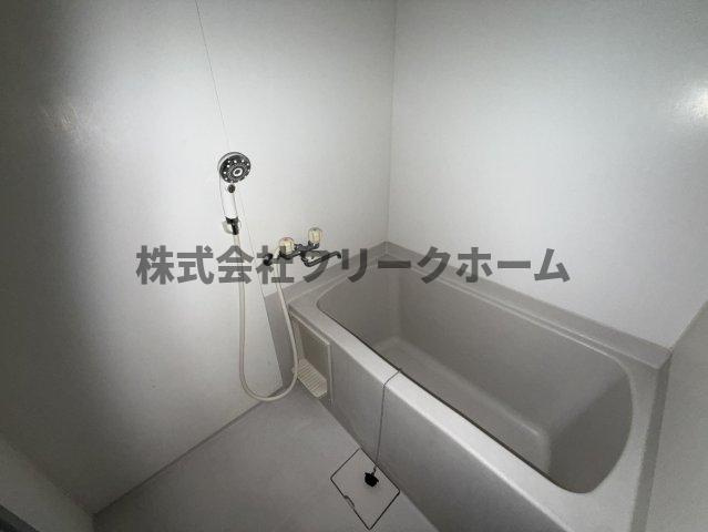 三鷹市井の頭１丁目の賃貸マンションの浴室