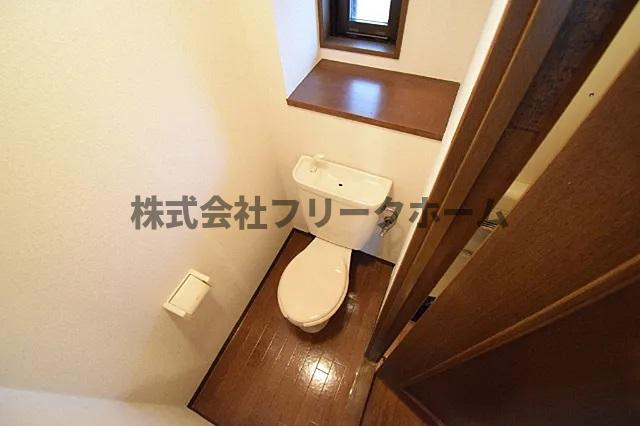 三鷹市井の頭１丁目の賃貸マンションのトイレ
