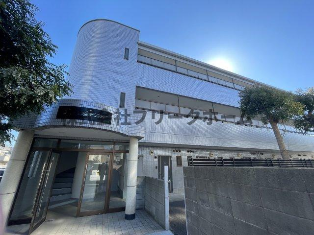 三鷹市井の頭１丁目の賃貸マンションのエントランス