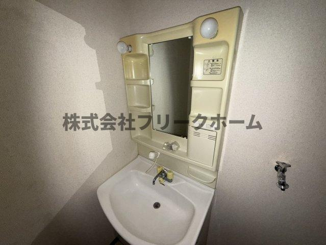 三鷹市井の頭１丁目の賃貸マンションの洗面所