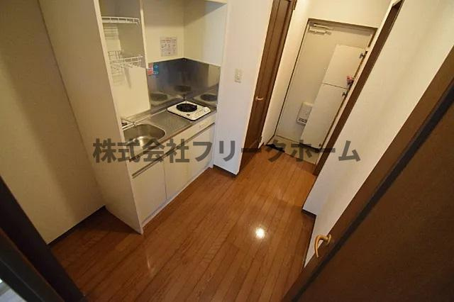 三鷹市井の頭１丁目の賃貸マンションの居間・リビング
