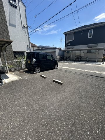リアンジェ園田の駐車場