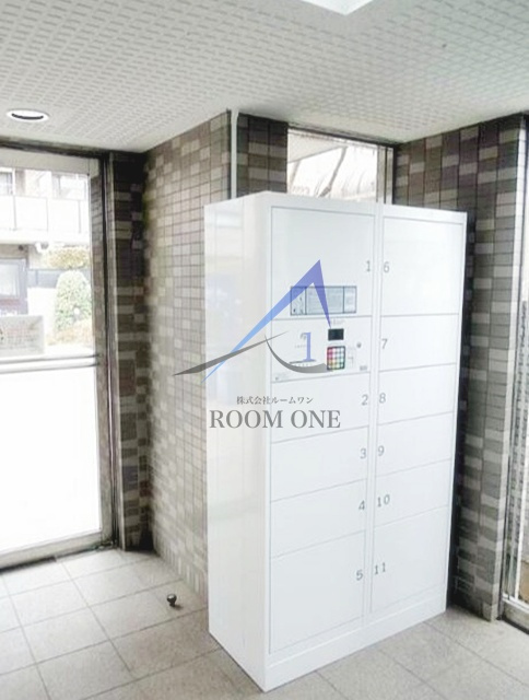 イーストパーク胡録台のその他共用部分|宅配ボックスです。