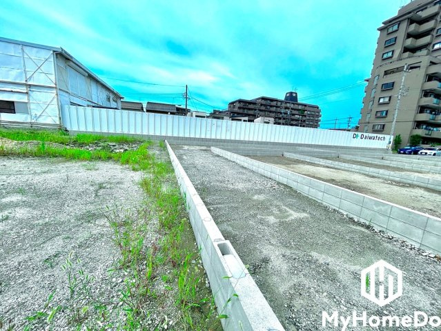 西区大野木　11期の駐車場