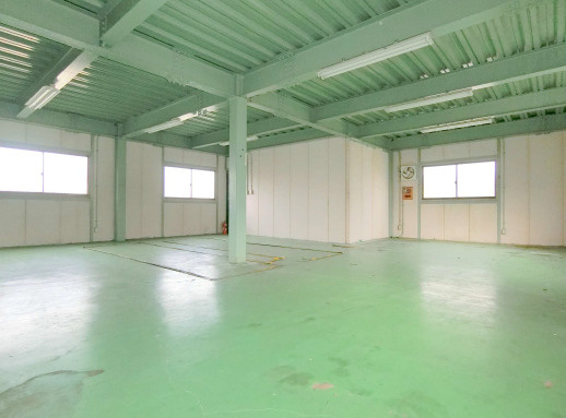 八尾市太田新町４丁目の工場の内装