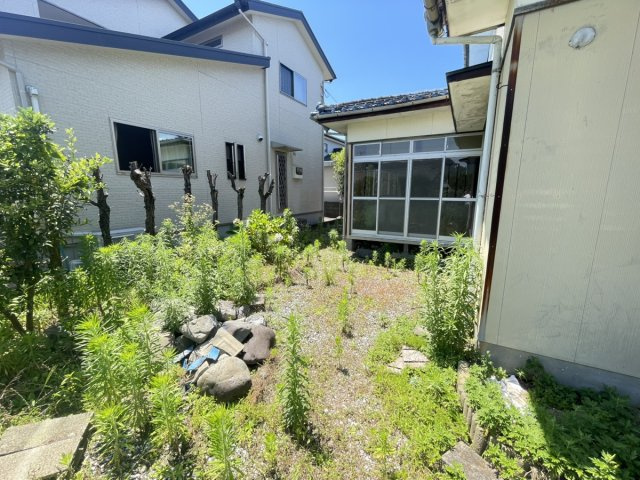 高下西町戸建ての庭