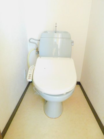 根本ハイツの独立洗面台|朝の身支度には欠かせない独立洗面化粧台