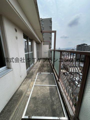 仲介手数料0円！ハイレジデンス勝川のバルコニー