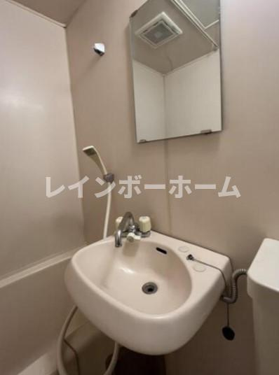 上坂マンションの洗面所