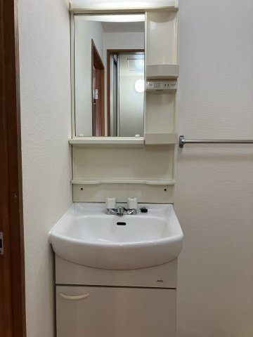 シャンポール鶴見の洗面所