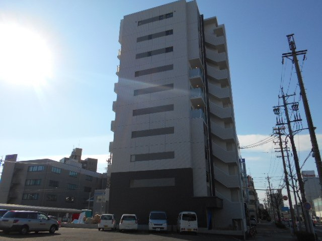 アロハパレスの外観
