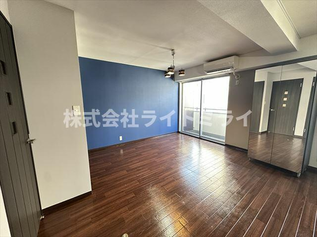 シルキーハイツ九段南の居間・リビング| 