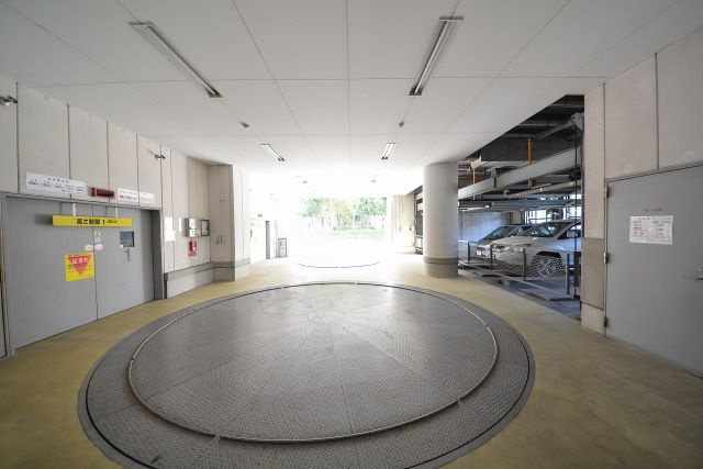 メゾン・ド・ヴィレ大阪城公園前の駐車場|メゾン・ド・ヴィレ大阪城公園前　駐車場
