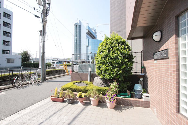 飯能市柳町の賃貸マンションの外観|飯能駅がすぐそこに♪
