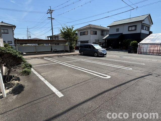 ル・ポールの駐車場