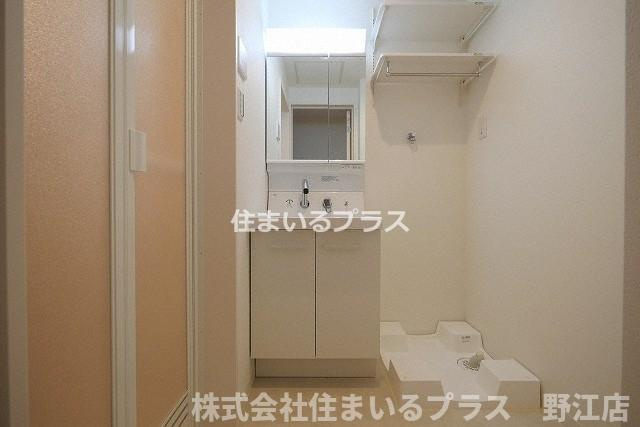 ＡＬＥＧＲＩＡ鶴見区今津の独立洗面台