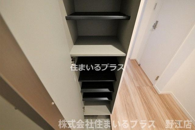 ＡＬＥＧＲＩＡ鶴見区今津の収納