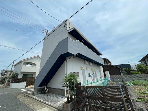 オー・ルージュ(オールージュ)の外観