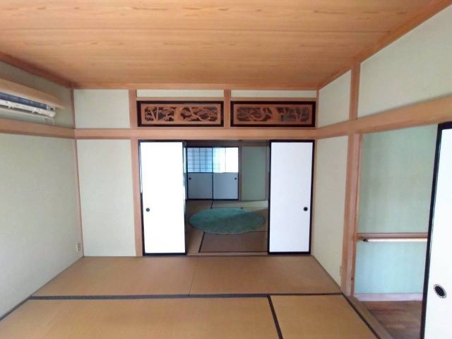 石津2259-295借家の内装