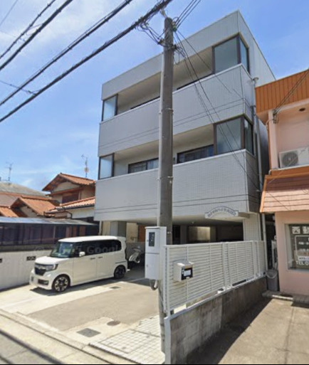 ロイヤルハイツ八田西