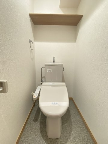ロイヤルリバービューのトイレ