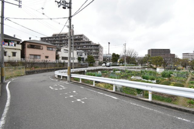 【周辺】 | ダイアパレス吹田ウインドヒル | 物件を比較検討したいお客様には、「物件比較見学プラン」をご用意しております。こちらの物件だけでなく、お客様の希望に沿った物件を、いくつかまとめてご案内させて頂きます。