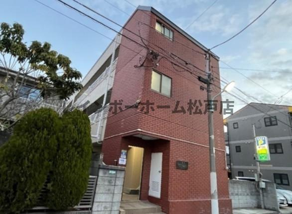 リブレス金町東水元　旧　第六竹石マンションの外観