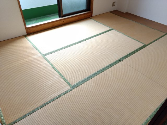 第三ハイツカトレアの和室