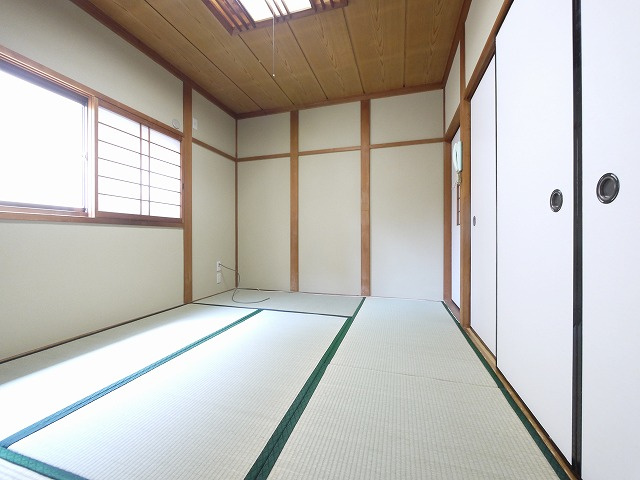 庵治町戸建ての和室|和室、ちょっとしたくつろぎスペースにいかがでしょうか