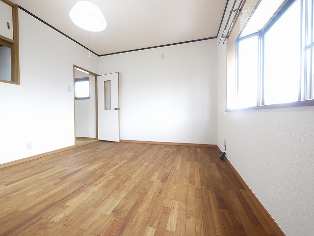 庵治町戸建ての洋室|洋室です