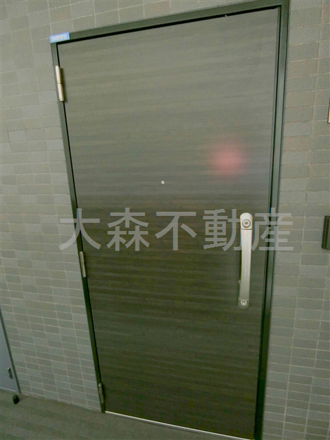 メイクスデザイン平和島の玄関