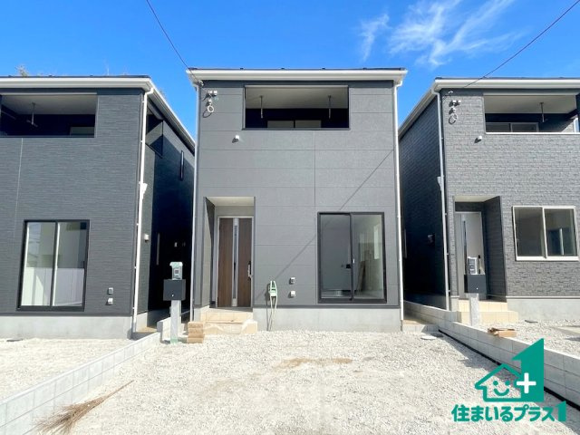 ★26(土)27(日)現地見学可能！★京田辺市薪天神堂　第9期　新築一戸建ての駐車場|駐車スペース！散水栓があるので、こまめに愛車を洗えます！