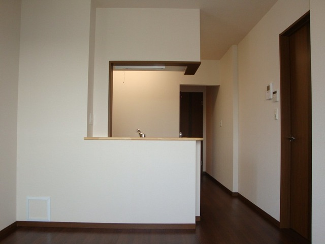 MAISON DE ARNAGEの居間・リビング