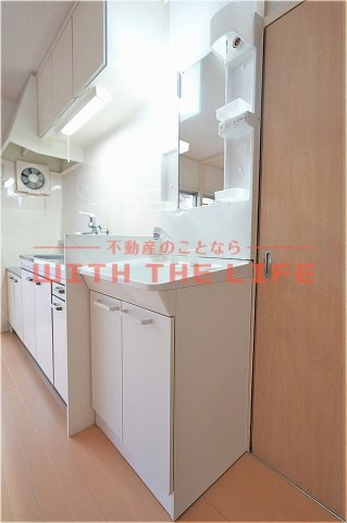 カルム国分【キャッシュバック対象物件】の独立洗面台|独立洗面台で身支度をすべて済ませてしまいましょう