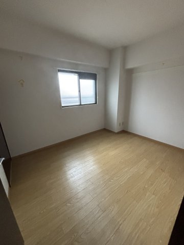 八坂一番館の洋室
