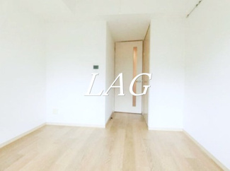 【居間・リビング】 | アルテシモ　アクア　ヴァカンザ | 洋室のお部屋です。