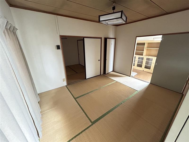 小島住居付店舗の和室