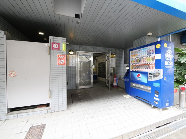 メゾネット北野のエントランス
