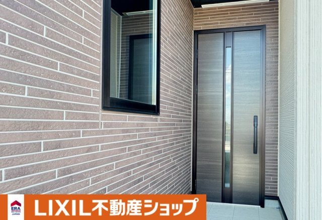 久喜市佐間築浅中古戸建（２０２４年４月建築）のその他|カードキー機能付きの断熱玄関ドア♪